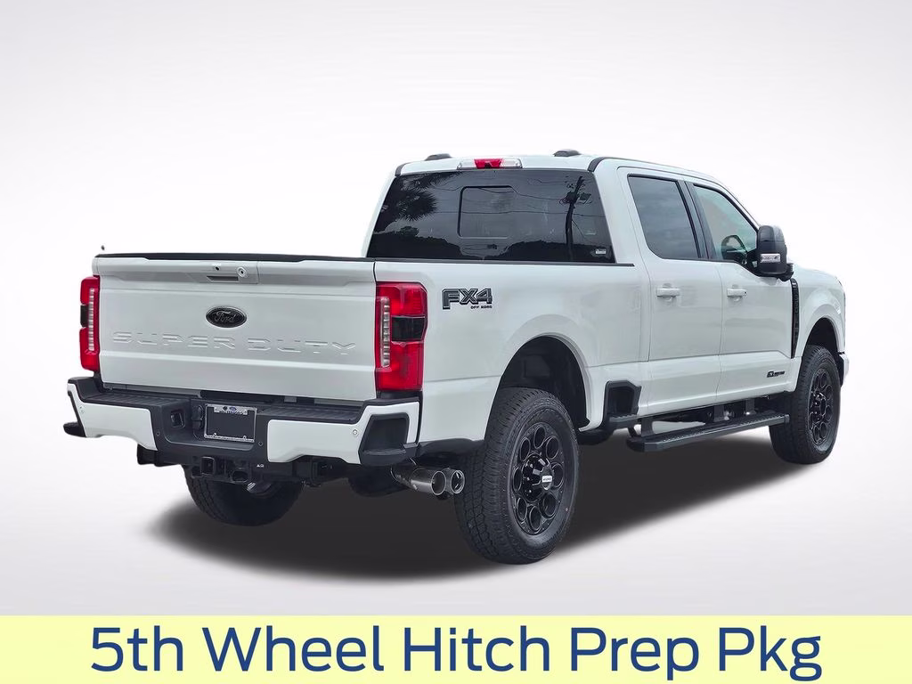 2026 Star White Metallic Tri-Coat Ford Super Duty F-350 SRW Lariat 4X4 Truck