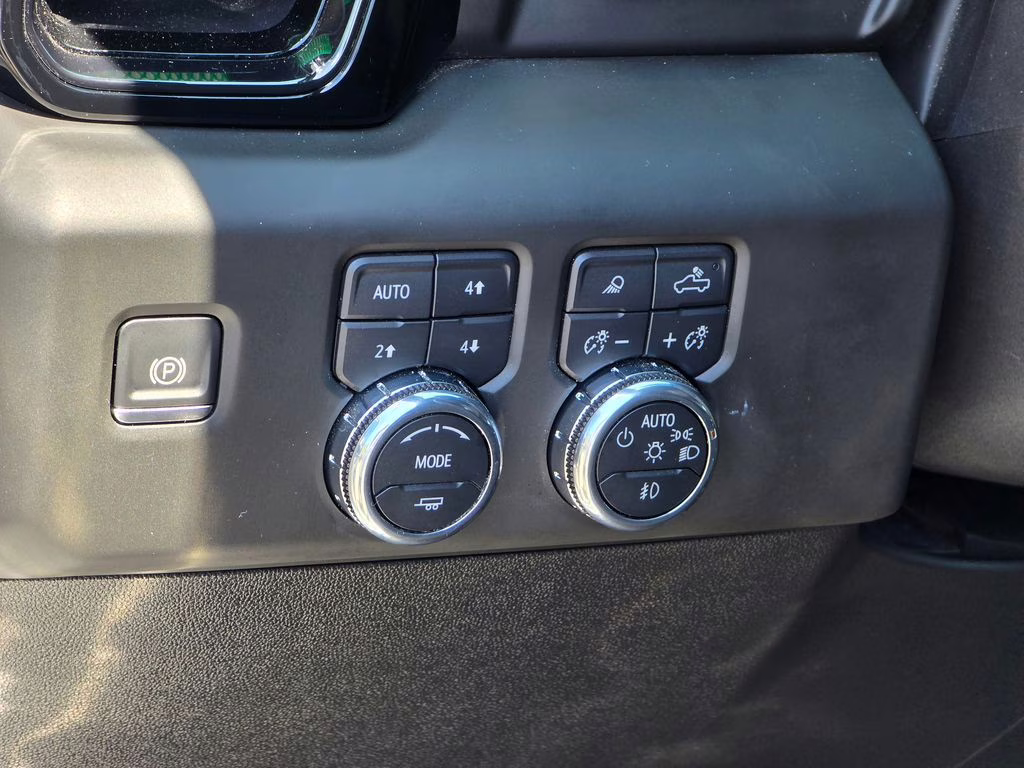 2025 Summit White GMC Sierra 1500 AT4X 4X4 Truck