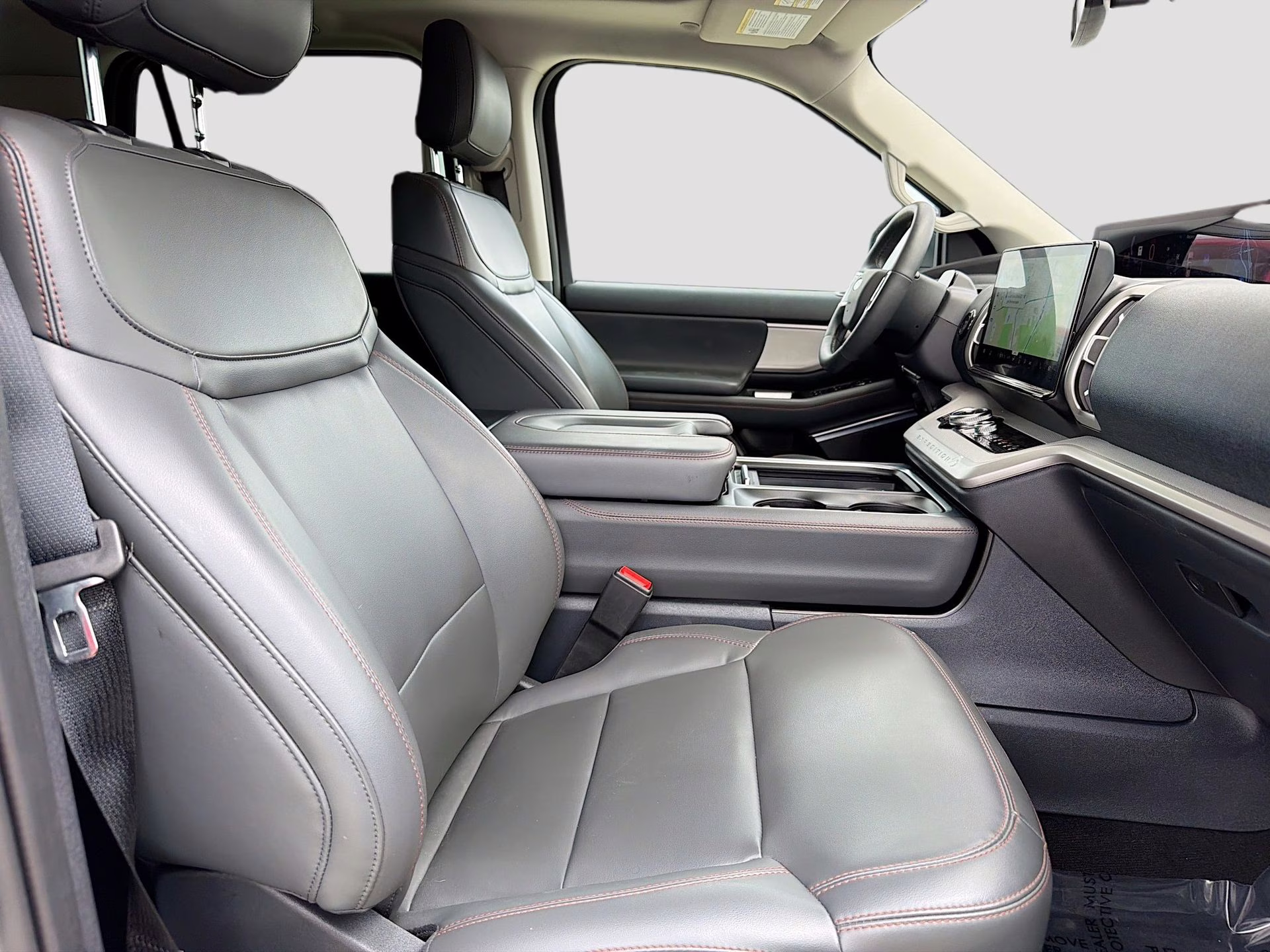2025 Oxford White Ford Expedition Active 4X4 SUV