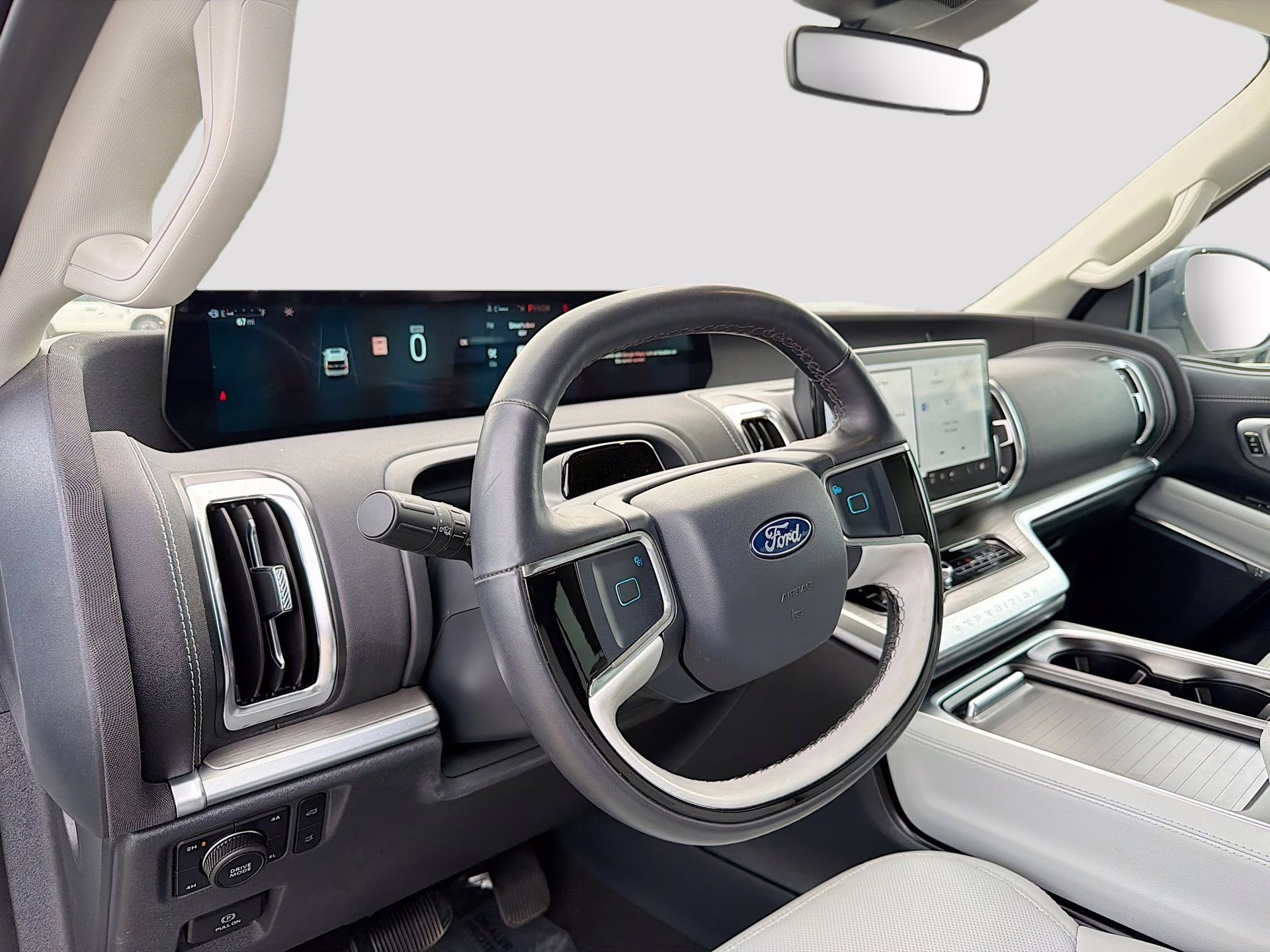 2025 Star White Metallic Tri-Coat Ford Expedition Platinum 4X4 SUV