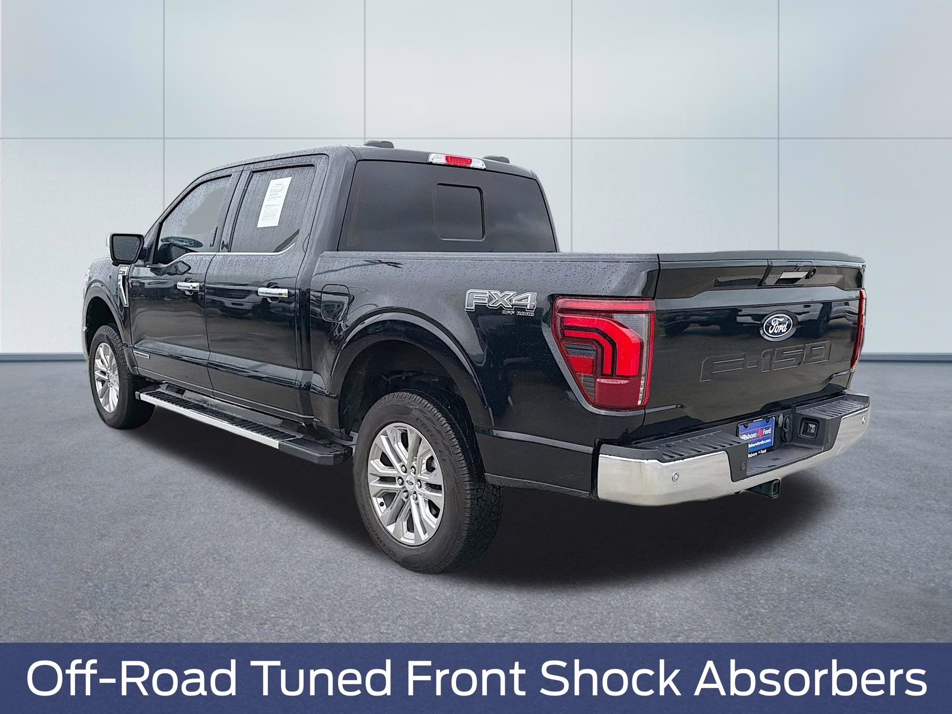 2024 Agate Black Metallic Ford F-150 Lariat 4X4 Truck