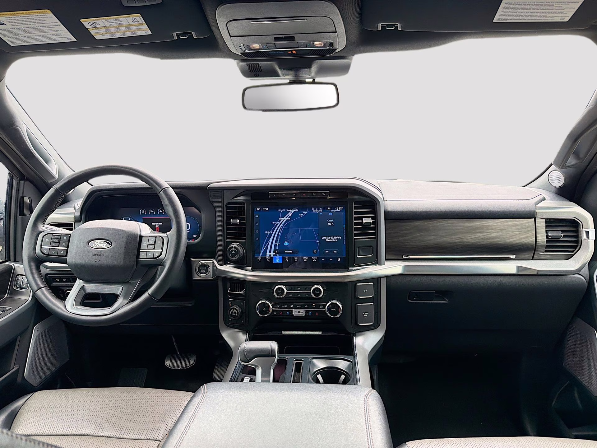 2024 Agate Black Metallic Ford F-150 Lariat 4X4 Truck