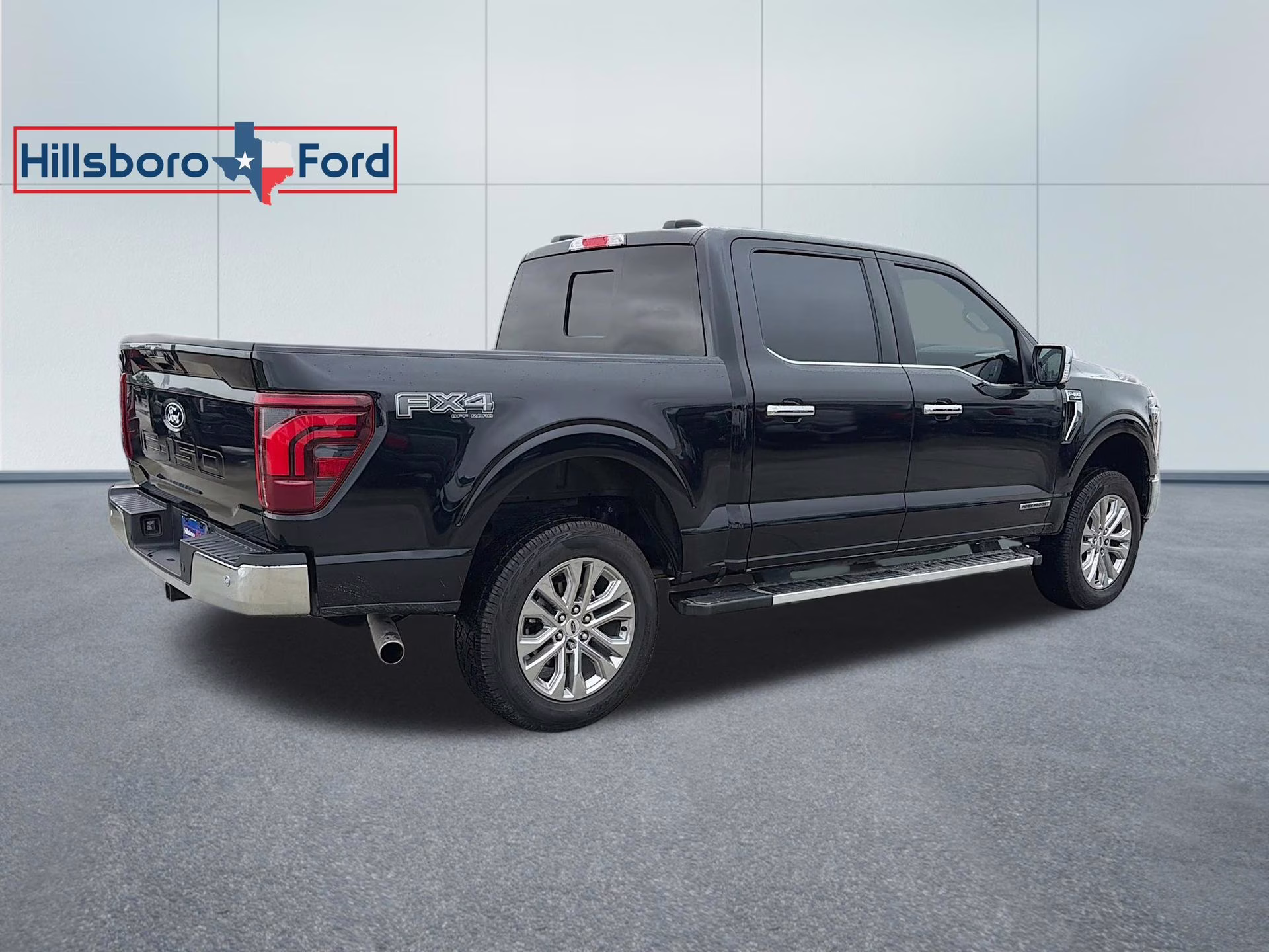 2024 Agate Black Metallic Ford F-150 Lariat 4X4 Truck