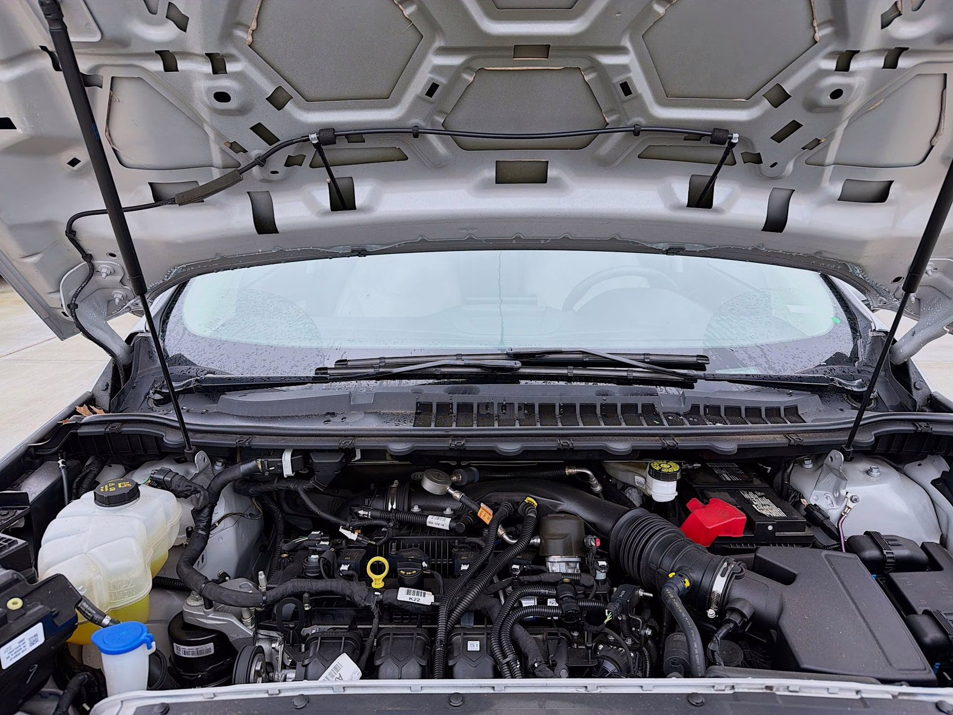 2023 Iconic Silver Metallic Ford Edge Titanium AWD SUV