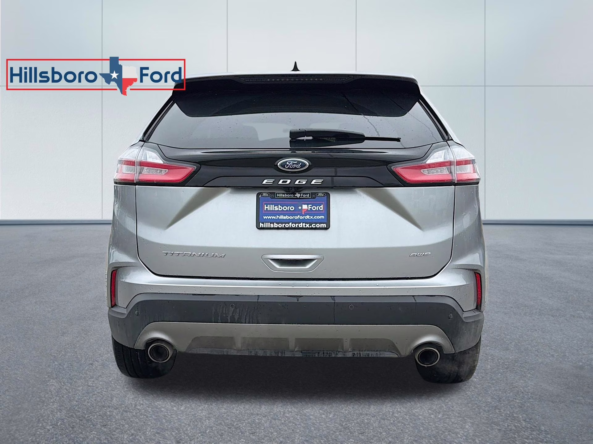 2023 Iconic Silver Metallic Ford Edge Titanium AWD SUV