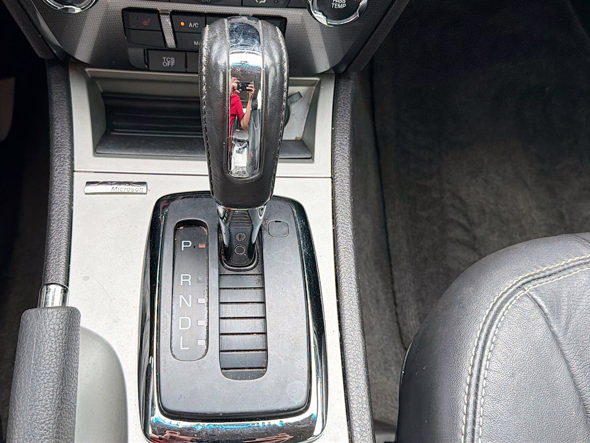 2011 Red Candy Metallic Tinted Clearcoat Ford Fusion SEL FWD Sedan