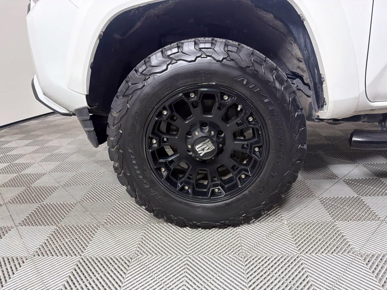 2021 Super White Toyota Tacoma SR5 RWD Truck