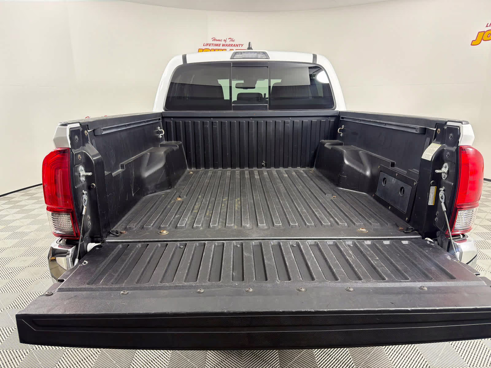 2021 Super White Toyota Tacoma SR5 RWD Truck