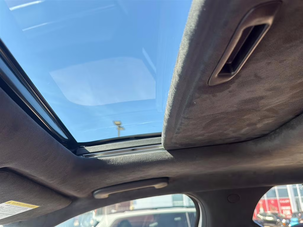 2024 Glacial White Pearl Kia Telluride SX Prestige AWD SUV