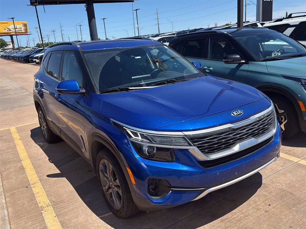 2021 Neptune Blue Kia Seltos S FWD SUV