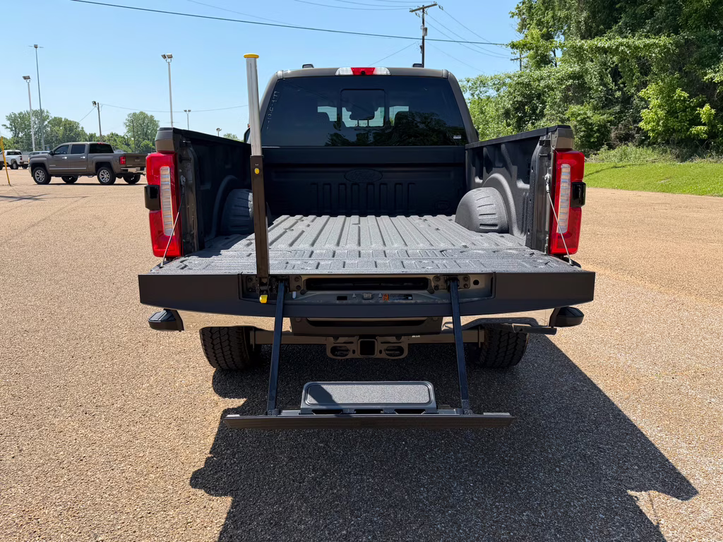 2026 Marsh Gray Ford Super Duty F-250 SRW LARIAT 4X4 Truck