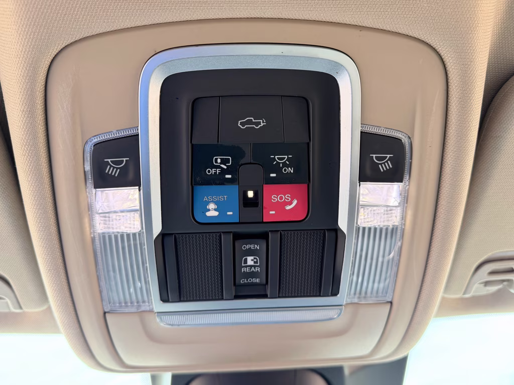 2021 Ivory White Tri-Coat Pearlcoat Ram 1500 Limited 4X4 Truck