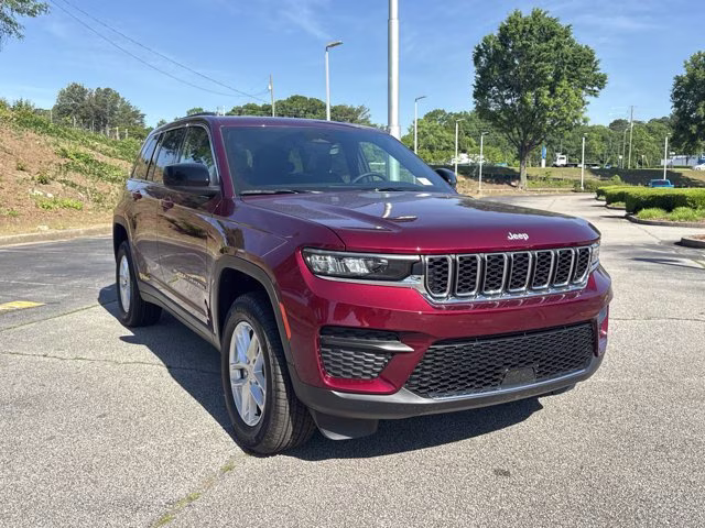 2026 Velvet Red Pearlcoat Jeep Grand Cherokee Laredo X RWD SUV