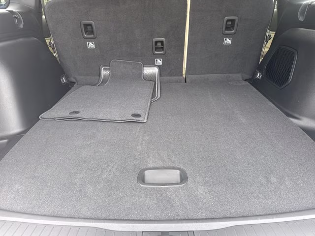 2026 Bright White Clearcoat Jeep Grand Cherokee Limited 4X4 SUV