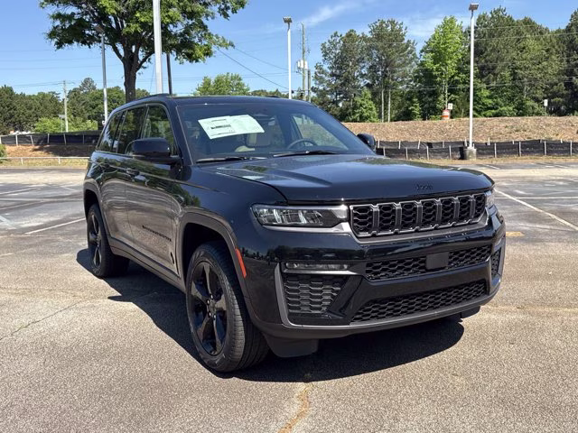 2026 Diamond Black Crystal Pearlcoat Jeep Grand Cherokee Limited 4X4 SUV