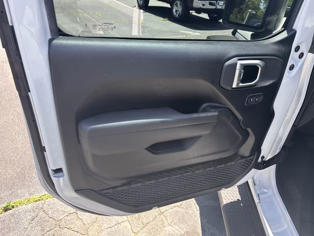 2025 Bright White Clearcoat Jeep Wrangler Sport 4X4 Convertible