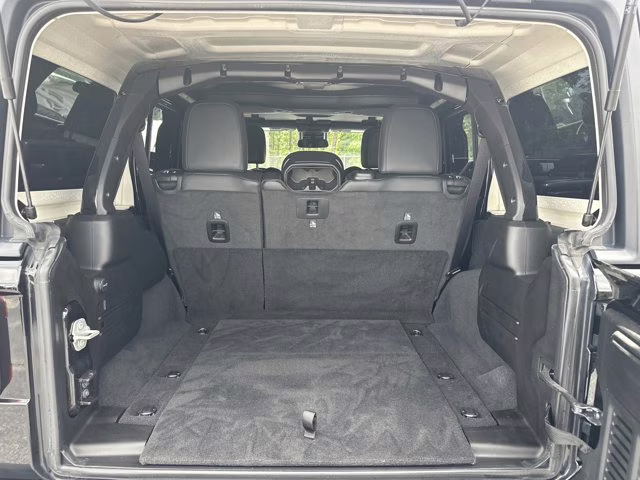 2024 Black Clearcoat Jeep Wrangler Rubicon 4X4 Convertible
