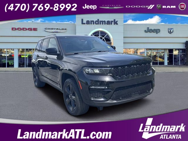 2024 Diamond Black Crystal Pearlcoat Jeep Grand Cherokee Limited 4X4 SUV
