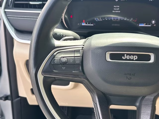 2022 Silver Jeep Grand Cherokee L Limited RWD SUV
