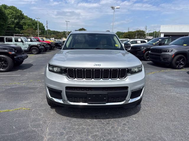 2022 Silver Jeep Grand Cherokee L Limited RWD SUV