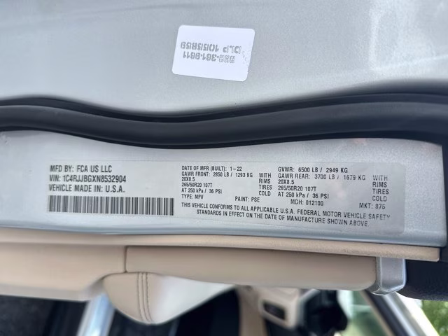 2022 Silver Jeep Grand Cherokee L Limited RWD SUV