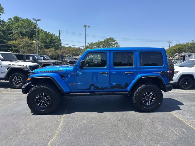 2025 Hydro Blue Pearl Coat Jeep Wrangler Rubicon X 4X4 Convertible