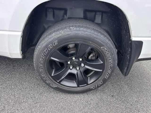 2023 Bright White Clearcoat Ram 1500 Big Horn 4X4 Truck