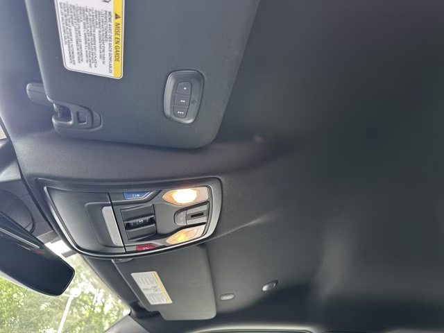 2023 Bright White Clearcoat Ram 1500 Big Horn 4X4 Truck