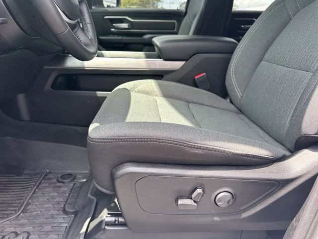 2023 Bright White Clearcoat Ram 1500 Big Horn 4X4 Truck