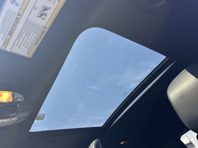 2023 Billet Silver Metallic Clearcoat Jeep Compass Limited 4X4 SUV