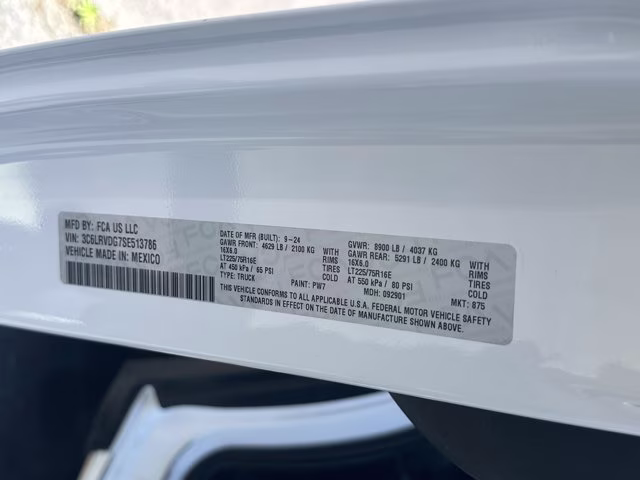 2025 Bright White Clearcoat Ram ProMaster Cargo Van Tradesman FWD Van