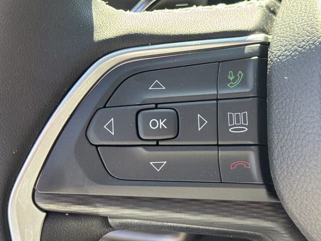 2026 Velvet Red Pearlcoat Jeep Grand Cherokee Laredo X RWD SUV
