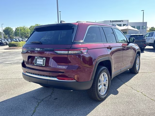 2026 Velvet Red Pearlcoat Jeep Grand Cherokee Laredo X RWD SUV