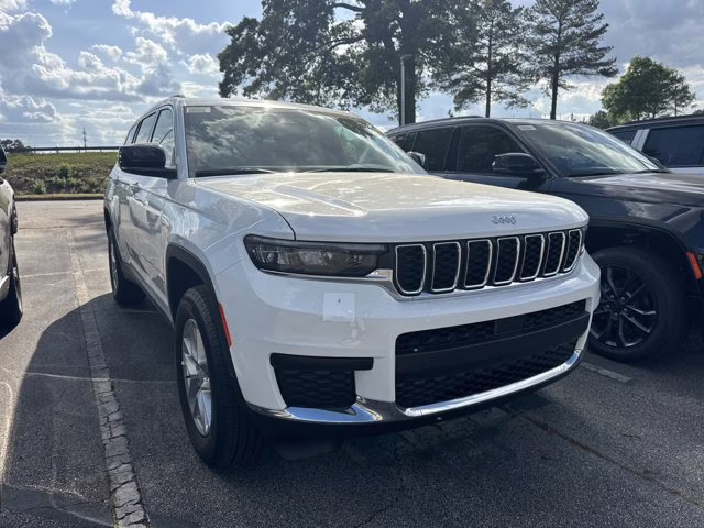 2026 Bright White Clearcoat Jeep Grand Cherokee L Laredo X RWD SUV