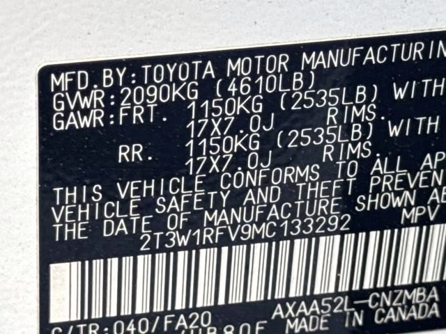 2021 Super White Toyota RAV4 XLE FWD SUV