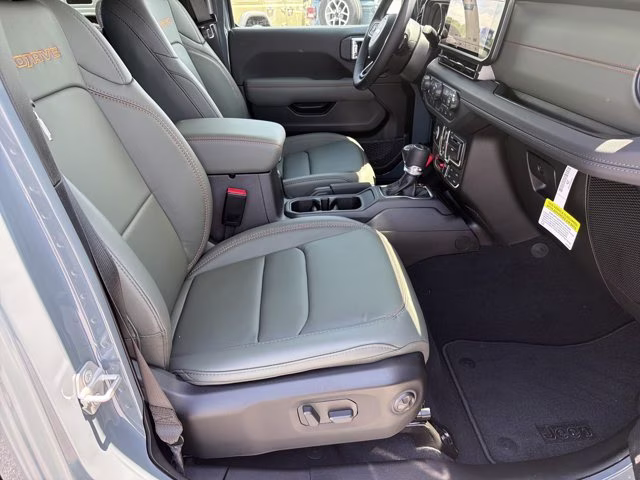 2026 Anvil Clearcoat Jeep Gladiator Mojave X 4X4 Truck