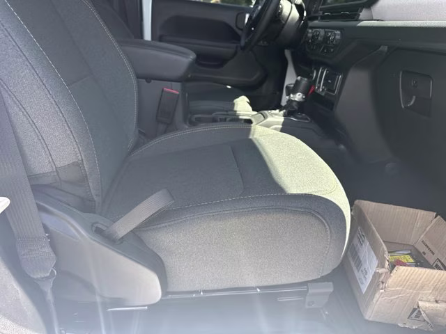 2025 Bright White Clearcoat Jeep Wrangler Sport 4X4 Convertible