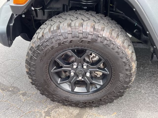 2024 Sarge Green Clearcoat Jeep Wrangler Willys 4X4 Convertible