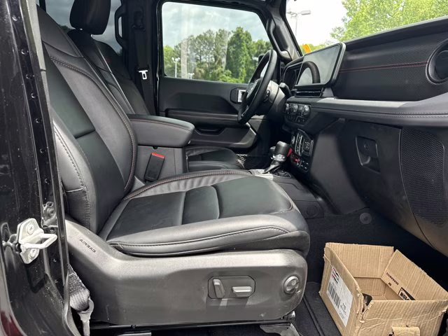 2024 Black Clearcoat Jeep Wrangler Rubicon 4X4 Convertible