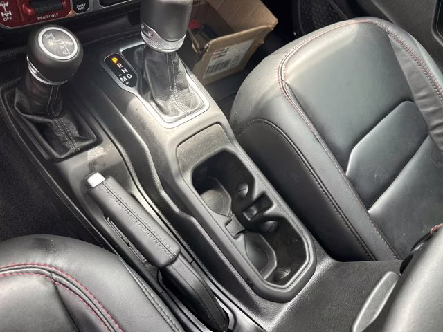 2024 Black Clearcoat Jeep Wrangler Rubicon 4X4 Convertible