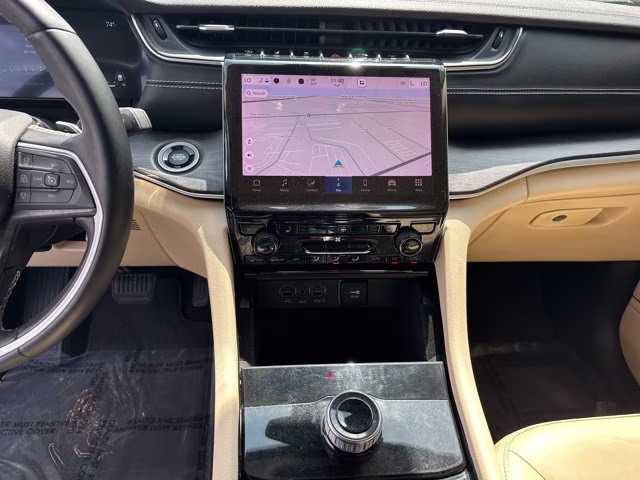 2022 Silver Jeep Grand Cherokee L Limited RWD SUV