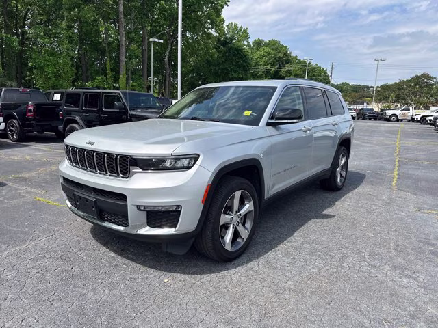2022 Silver Jeep Grand Cherokee L Limited RWD SUV