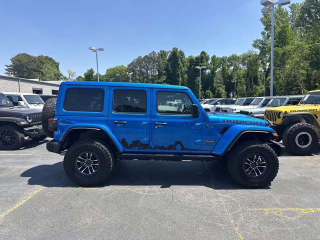 2025 Hydro Blue Pearl Coat Jeep Wrangler Rubicon X 4X4 Convertible