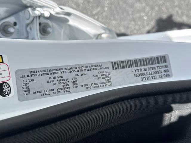 2023 Bright White Clearcoat Ram 1500 Big Horn 4X4 Truck