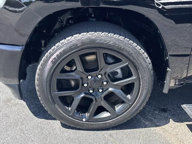 2023 Diamond Black Crystal Pearlcoat Ram 1500 Laramie 4X4 Truck