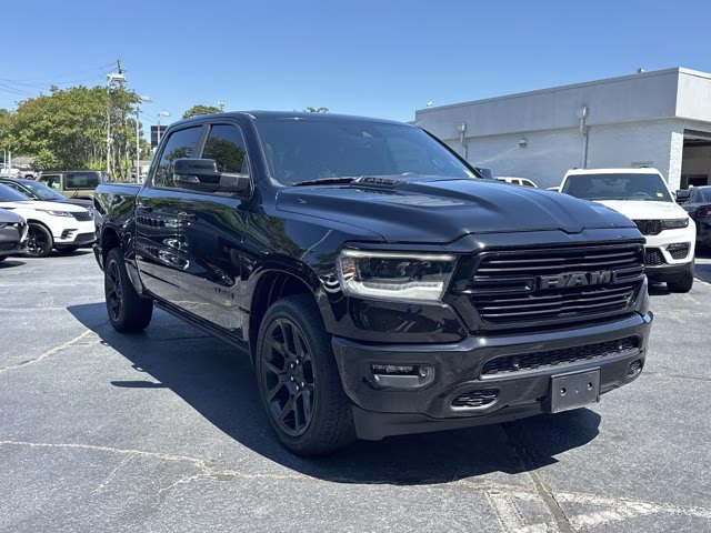 2023 Diamond Black Crystal Pearlcoat Ram 1500 Laramie 4X4 Truck