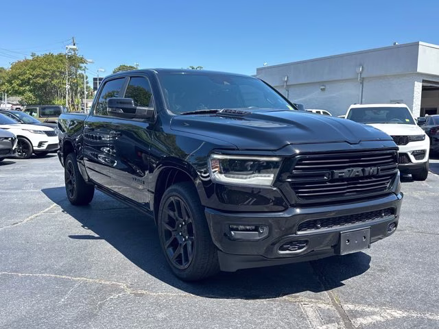 2023 Diamond Black Crystal Pearlcoat Ram 1500 Laramie 4X4 Truck
