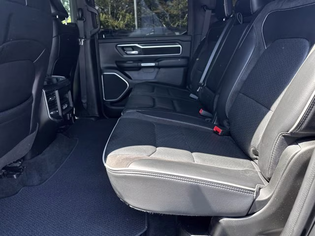 2023 Diamond Black Crystal Pearlcoat Ram 1500 Laramie 4X4 Truck