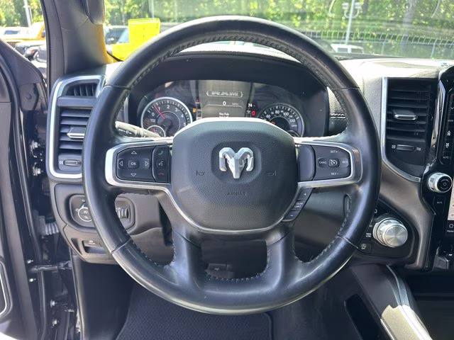 2023 Diamond Black Crystal Pearlcoat Ram 1500 Laramie 4X4 Truck