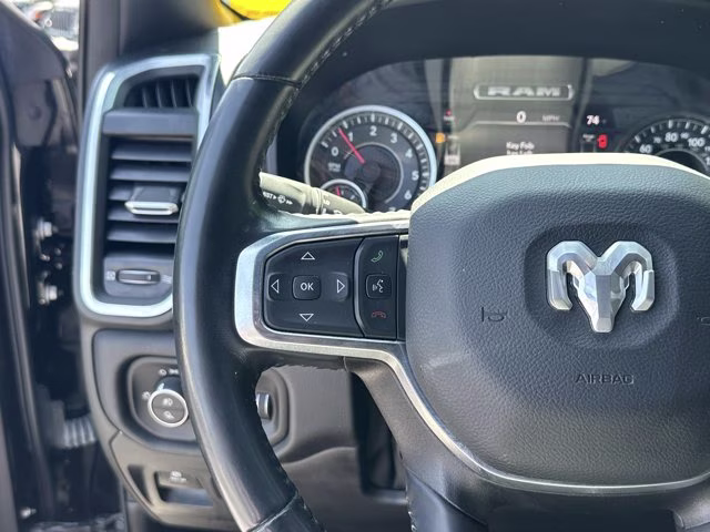 2023 Diamond Black Crystal Pearlcoat Ram 1500 Laramie 4X4 Truck